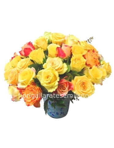 Bouquet  con rose giallo e arancio